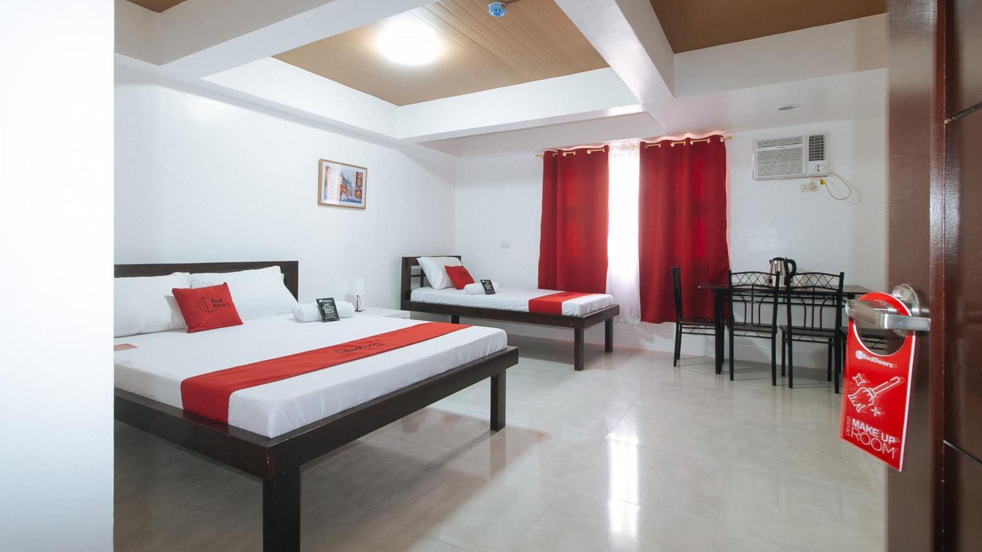 Reddoorz Near Ust Sampaloc Manila Hotel Buitenkant foto